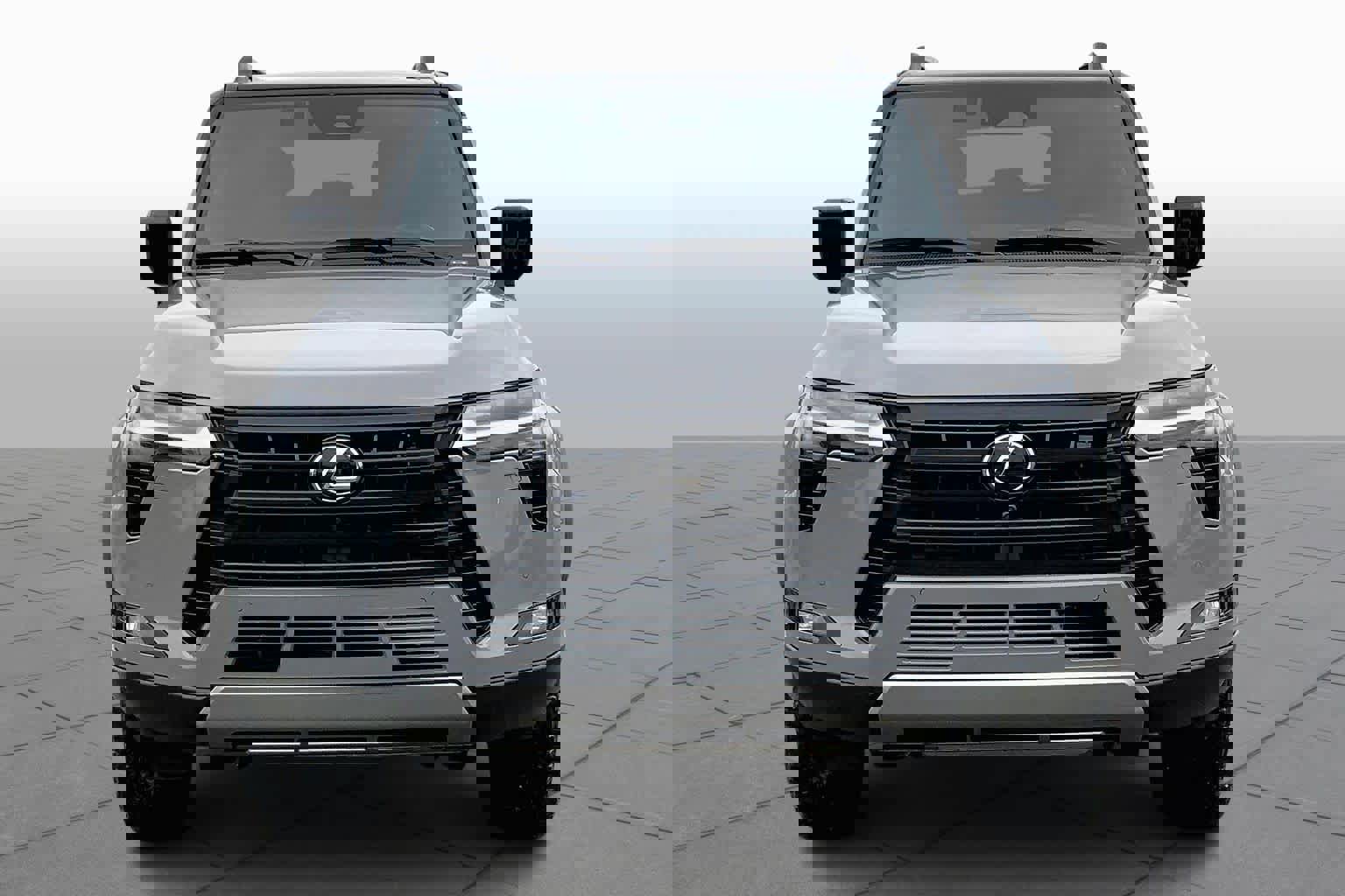 Used 2025 Lexus GX 550 image 3