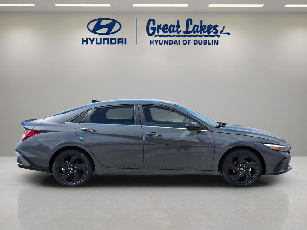 New 2026 Hyundai Elantra SEL Sport image 6