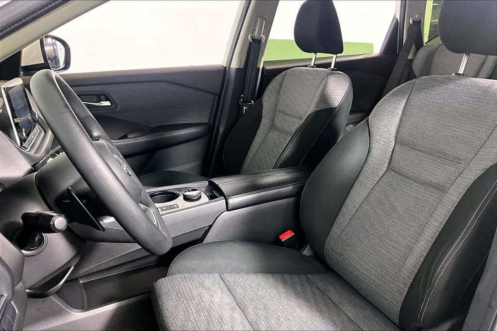 Used 2023 Nissan Rogue SV AWD/4WD image 24