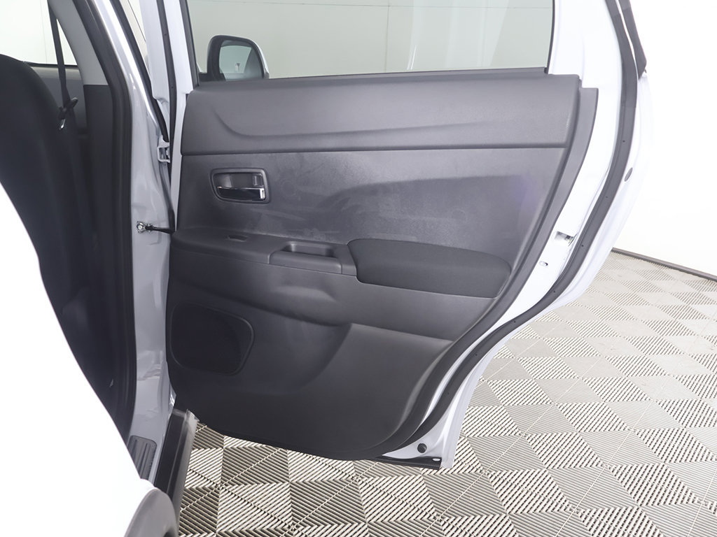 New 2027 Mitsubishi Outlander Sport ES AWD/4WD image 22