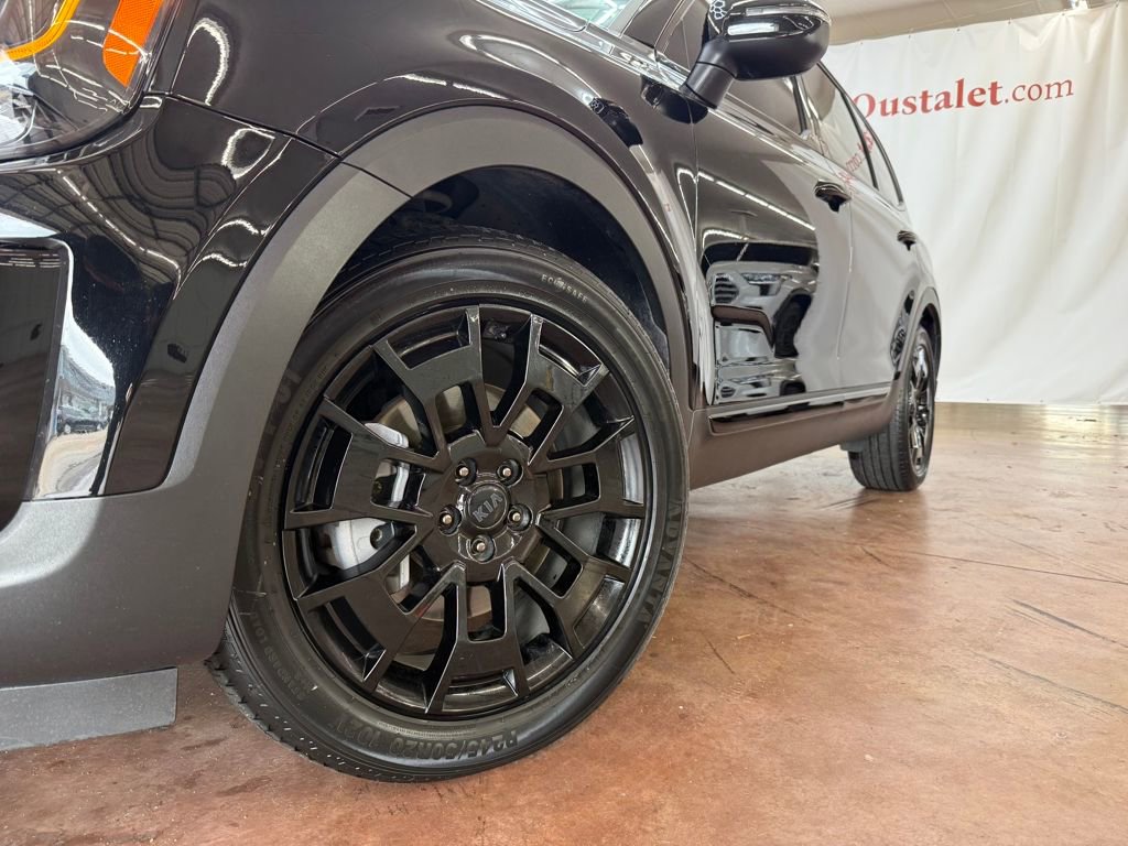 Used 2021 Kia Telluride EX w/ EX Premium Package image 24