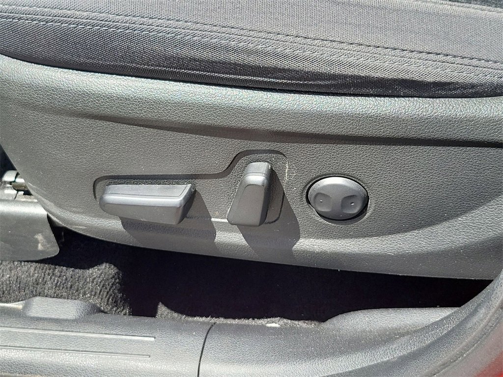 Used 2023 Hyundai Santa Fe SEL image 14