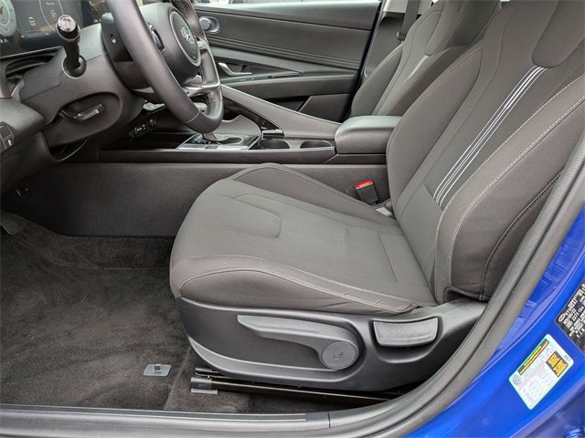 Used 2023 Hyundai Elantra SEL w/ Convenience Package image 11