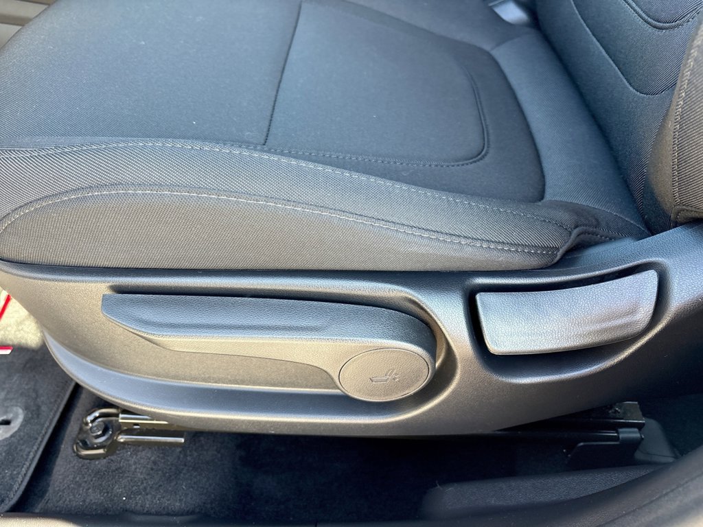 Certified 2025 Hyundai Tucson SE AWD/4WD image 14