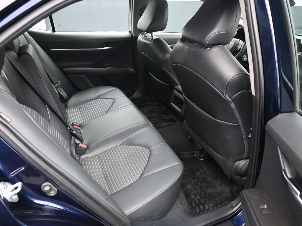 Used 2021 Toyota Camry SE image 13