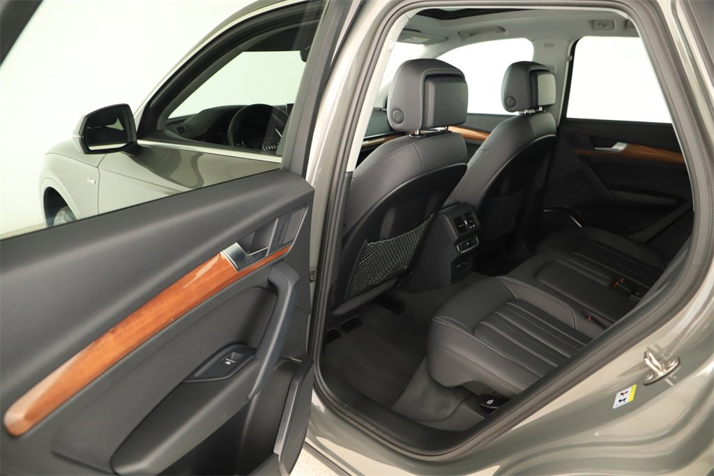 Certified 2023 Audi Q5 2.0T Premium w/ Convenience Package image 27