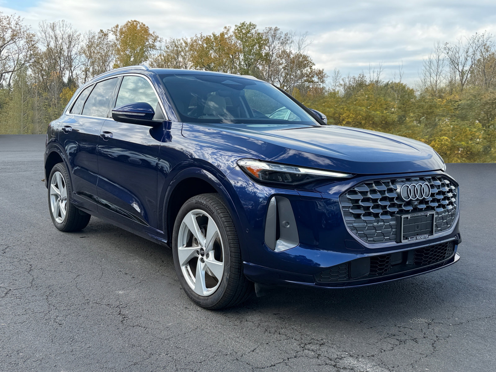 Used 2025 Audi Q5 Premium Plus w/ Premium Plus AWD/4WD image 7