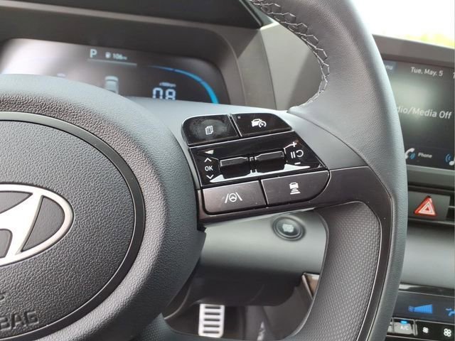 New 2026 Hyundai Elantra SEL Sport FWD image 19