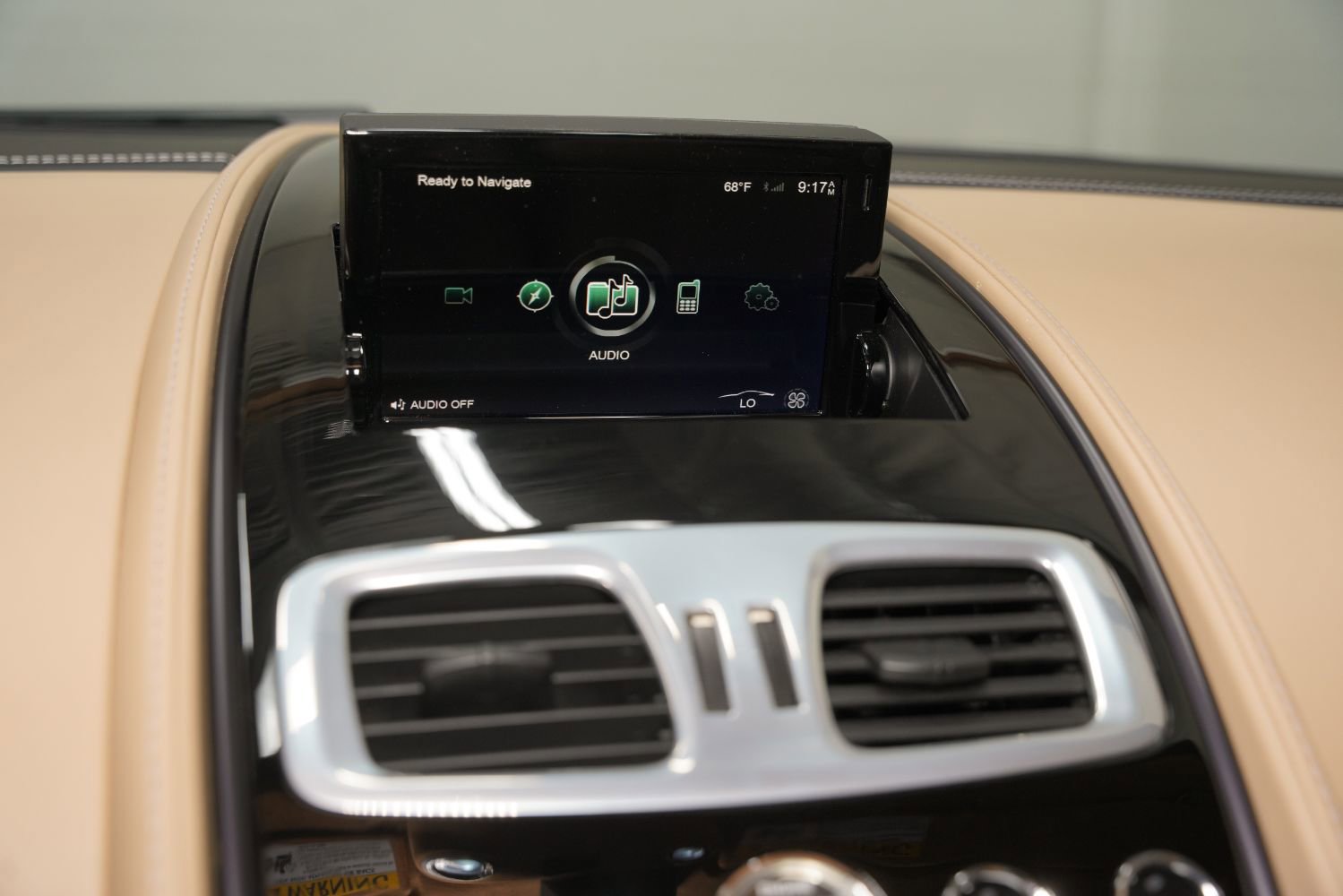 Used 2014 Aston Martin Vanquish Coupe image 42