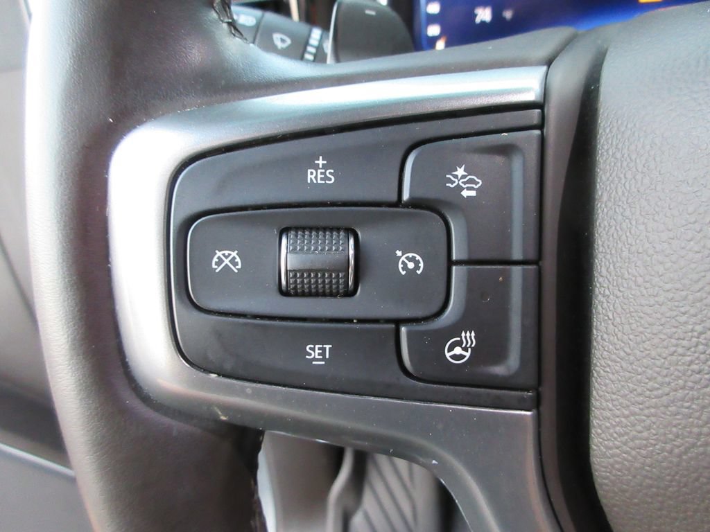 Certified 2024 Chevrolet Silverado 1500 LTZ AWD/4WD image 31