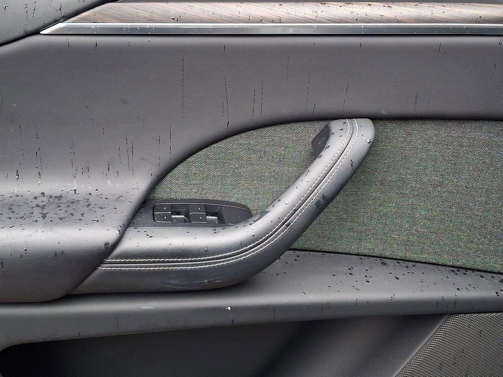 Used 2024 Tesla Model X image 12