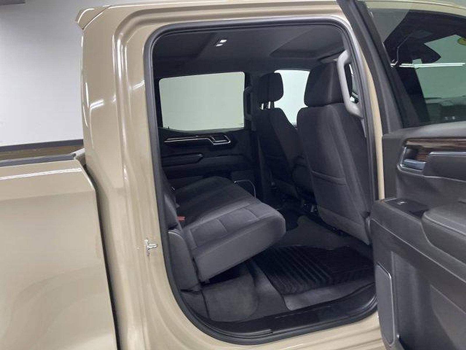 Used 2023 GMC Sierra 1500 Elevation AWD/4WD image 14