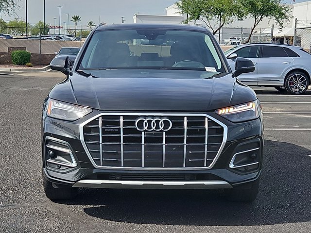 Used 2024 Audi Q5 Prestige w/ Prestige Package AWD/4WD image 2