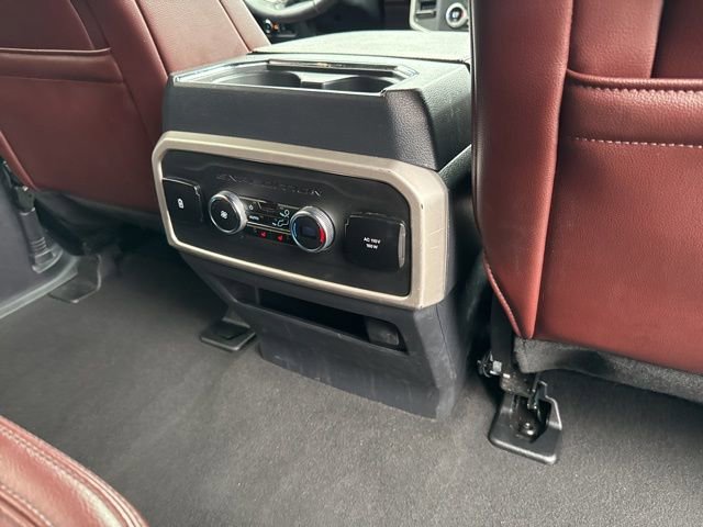Used 2024 Ford Expedition Limited image 14