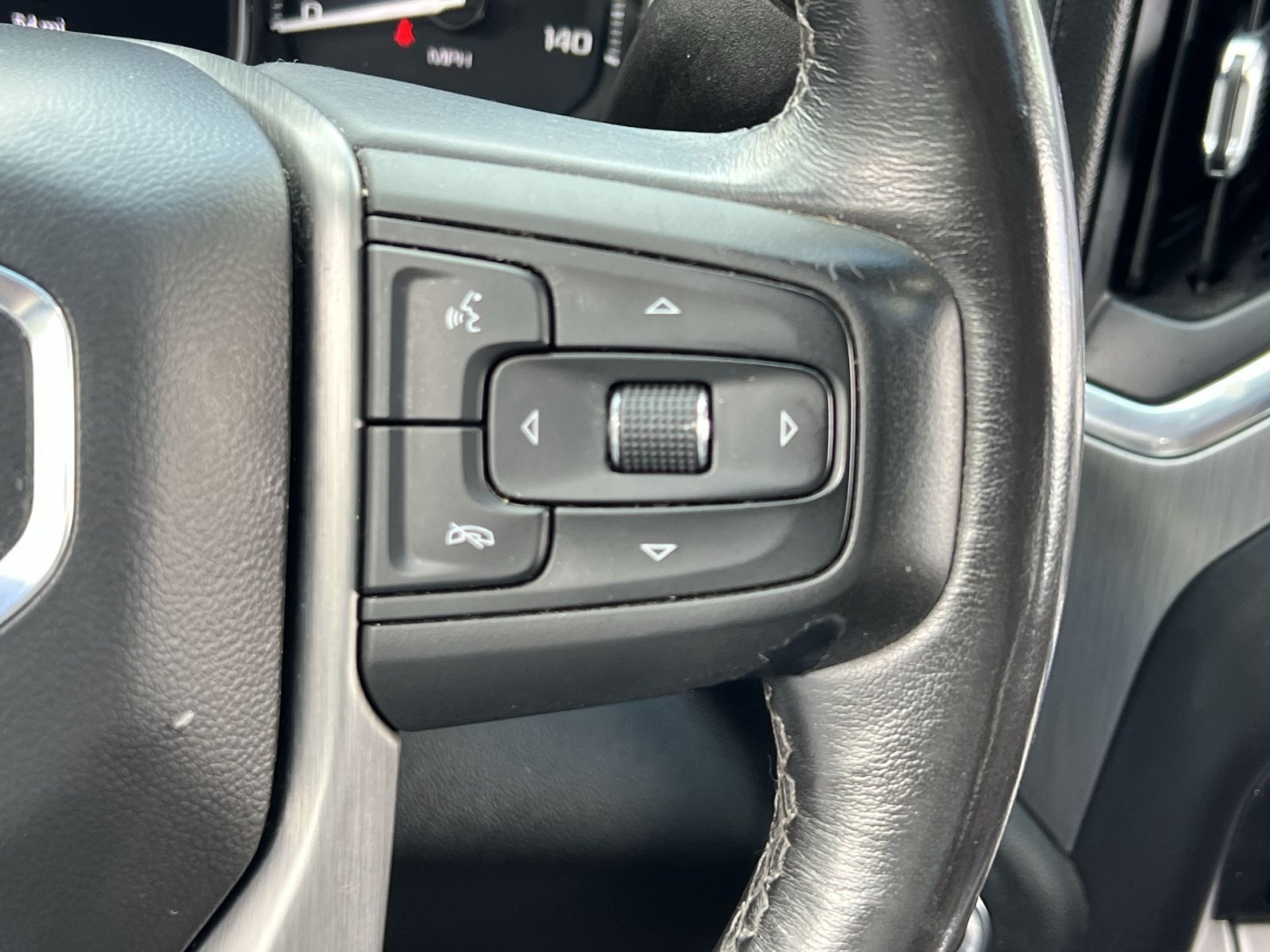 Used 2022 GMC Sierra 2500 Denali w/ Denali Ultimate Package AWD/4WD image 37