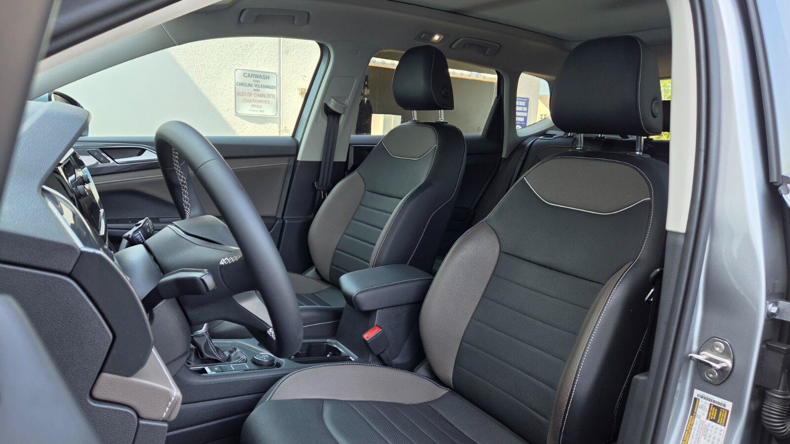 Certified 2023 Volkswagen Taos SEL AWD/4WD image 23