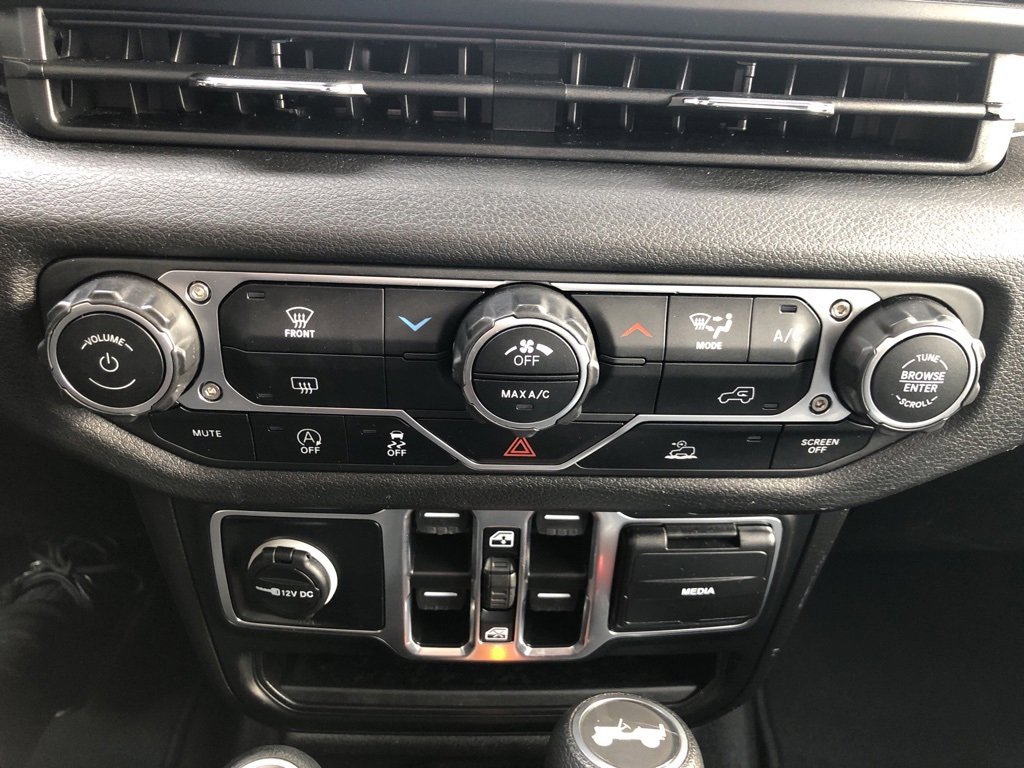 Used 2024 Jeep Wrangler Sport S image 24