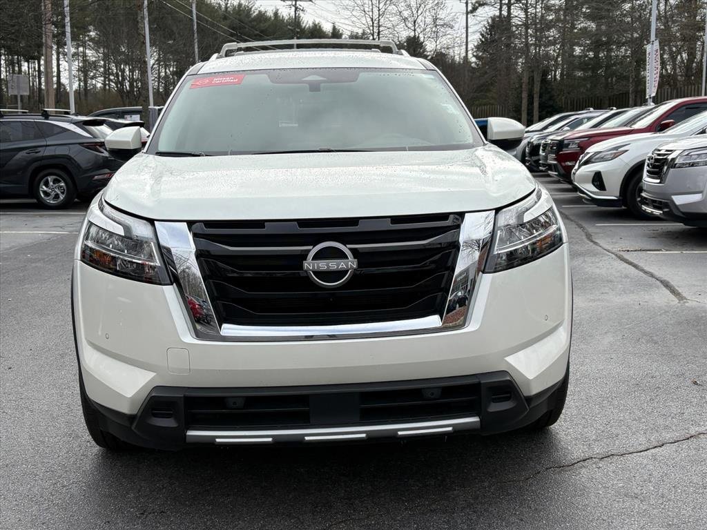 Certified 2024 Nissan Pathfinder SL image 4