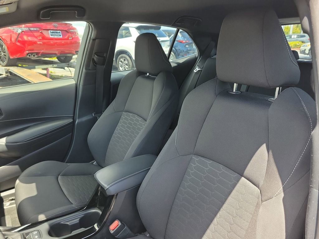 Used 2019 Toyota Corolla SE FWD image 18