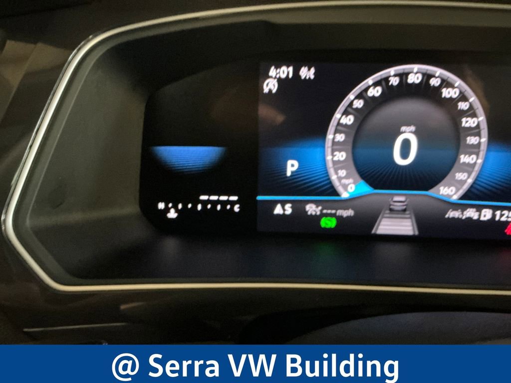 Used 2024 Volkswagen Tiguan SE R-Line AWD/4WD image 24