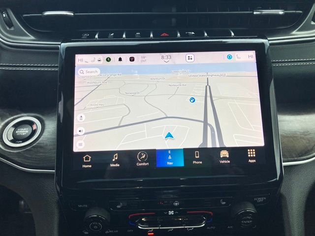 Used 2024 Jeep Grand Cherokee Limited image 3