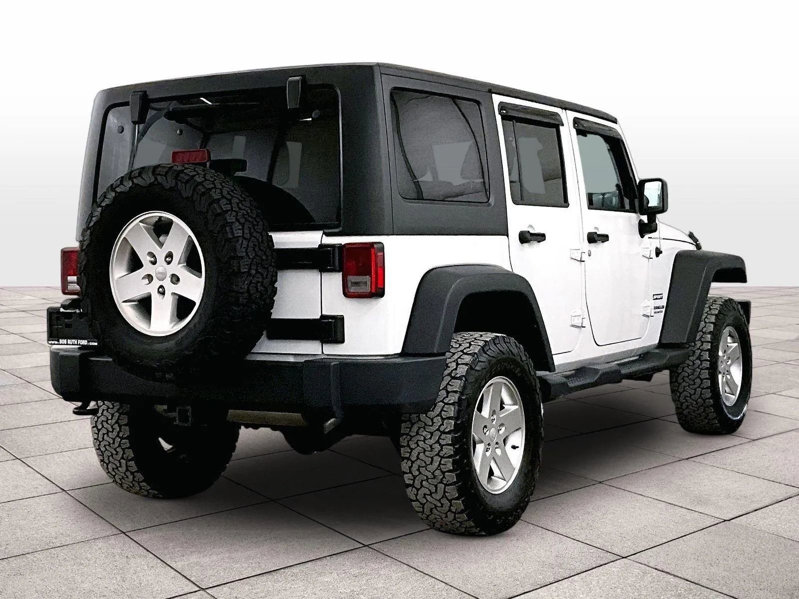 Used 2014 Jeep Wrangler Unlimited Sport w/ Quick Order Package 24S AWD/4WD image 12