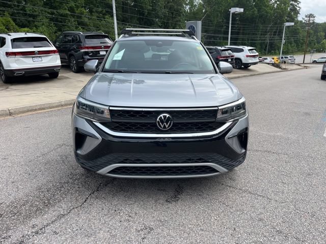 Used 2023 Volkswagen Taos SE w/ Panoramic Sunroof Package AWD/4WD image 35