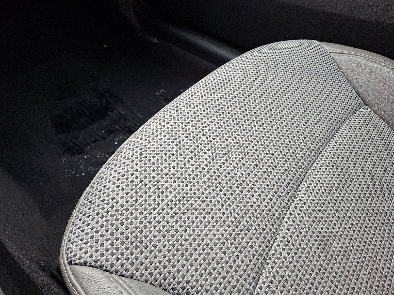 Used 2011 Hyundai Sonata SE w/ Navigation & Sunroof Pkg 4 image 26