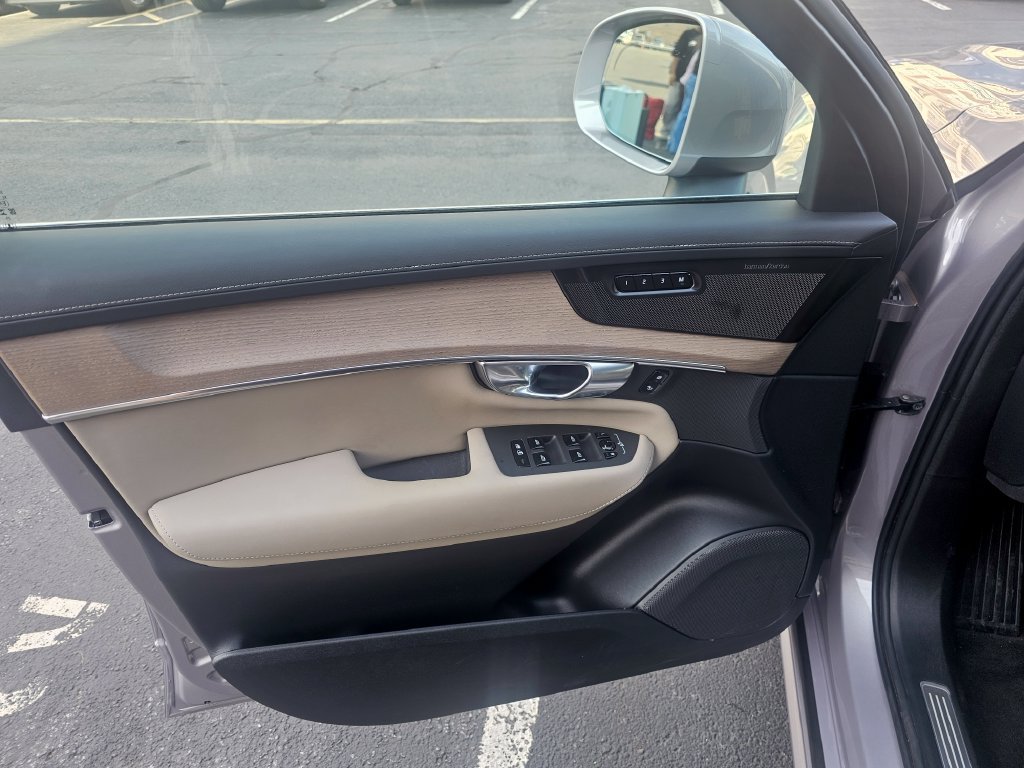 Certified 2026 Volvo XC90 B6 Plus w/ Protection Package Premier AWD/4WD image 43