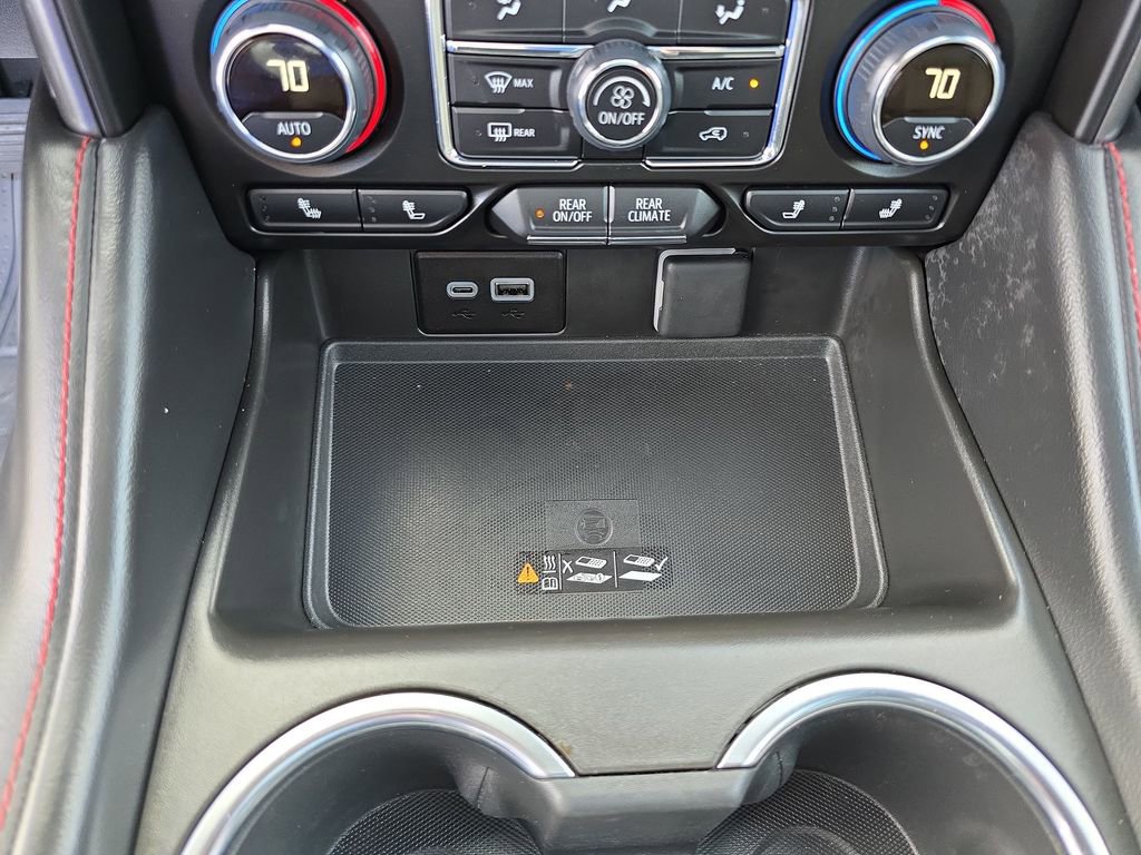 Certified 2024 Chevrolet Suburban RST image 18