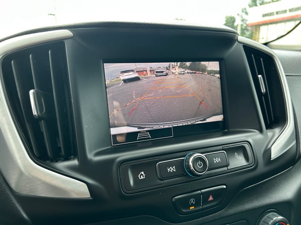 Used 2023 GMC Terrain SLE FWD image 18