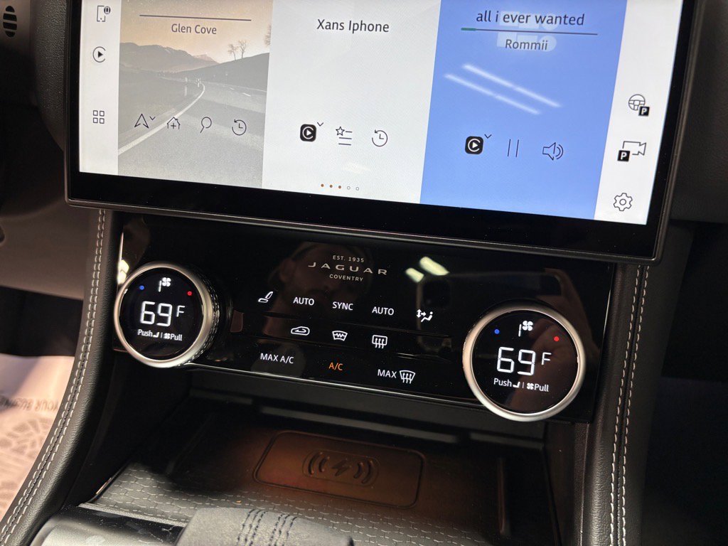 New 2026 Jaguar F-PACE R-Dynamic S image 15