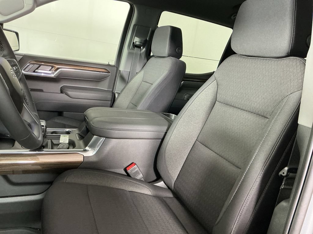 New 2026 Chevrolet Silverado 1500 RST w/ Convenience Package II AWD/4WD image 4