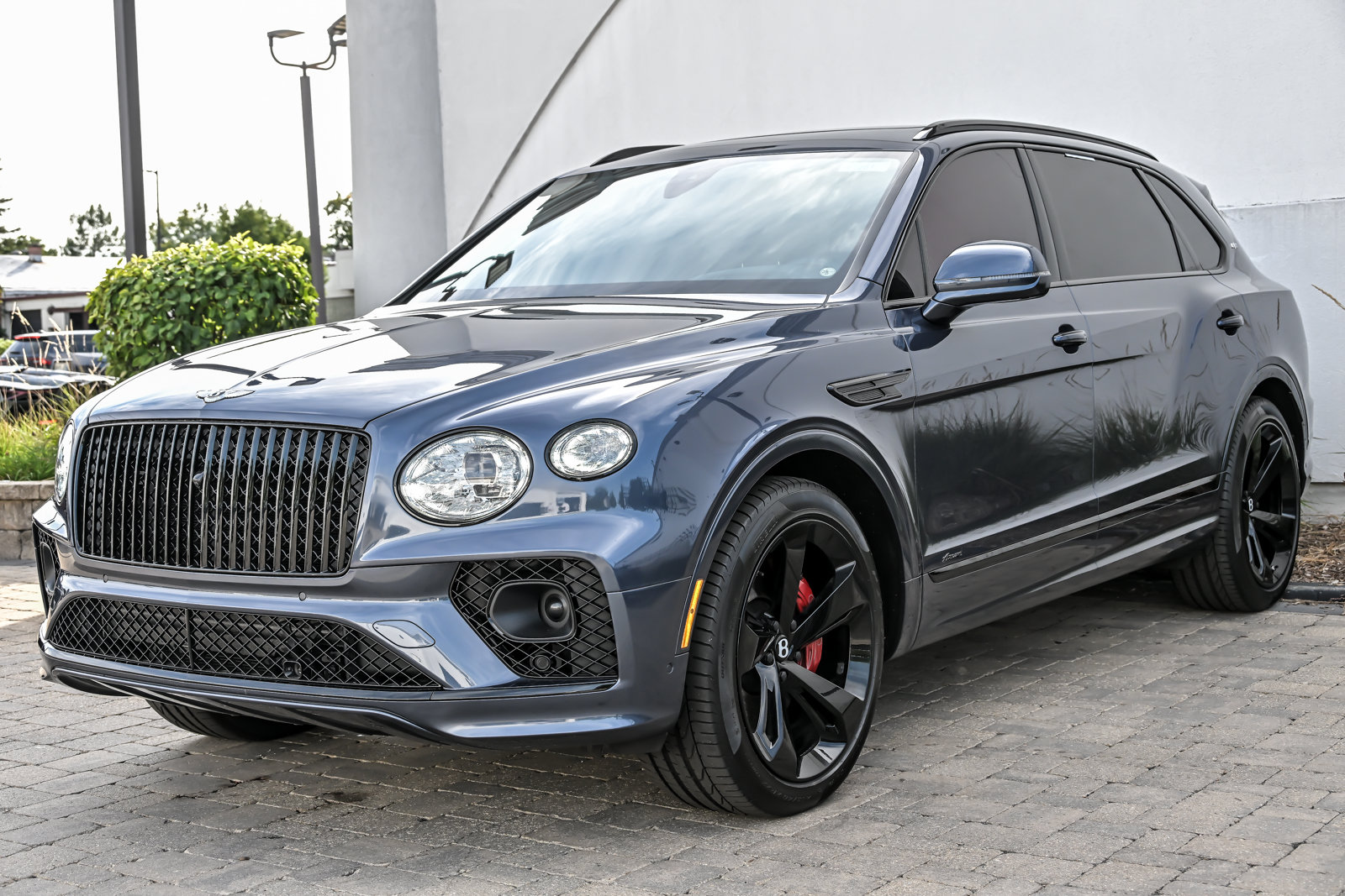 Certified 2023 Bentley Bentayga Extended Wheelbase AWD/4WD image 5