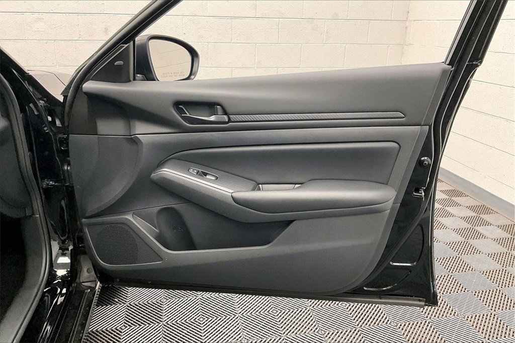Certified 2025 Nissan Altima 2.5 S image 23