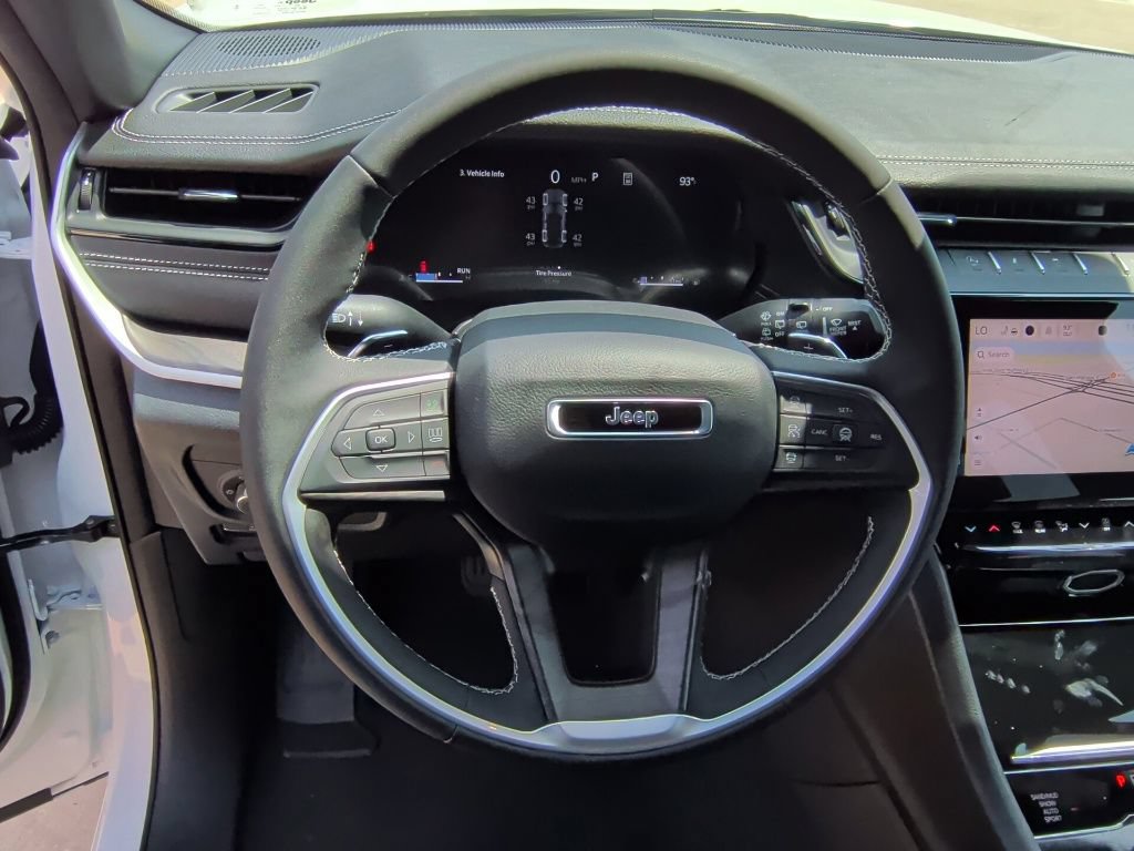 New 2026 Jeep Grand Cherokee Limited AWD/4WD image 17