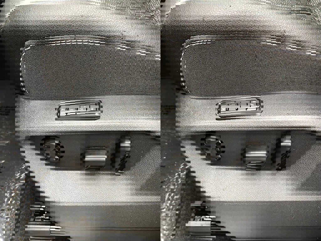 New 2025 Volkswagen Atlas SEL Premium R-Line image 15