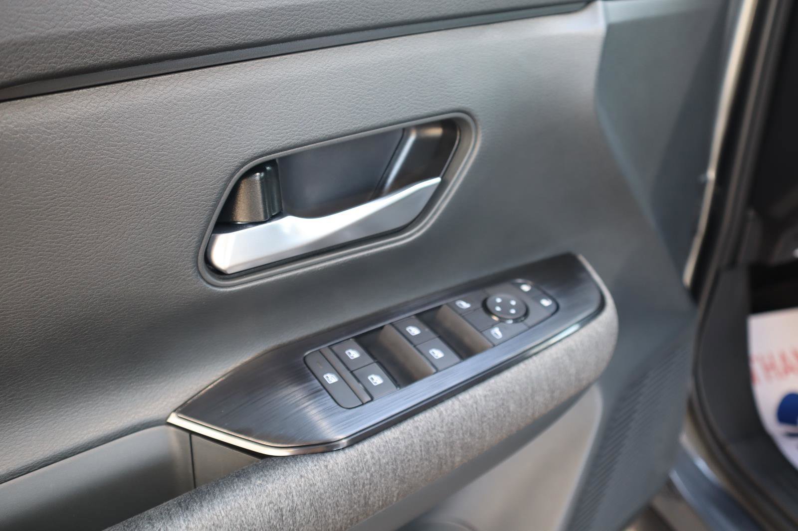 New 2026 Nissan Kicks SV w/ SV Premium Package image 13