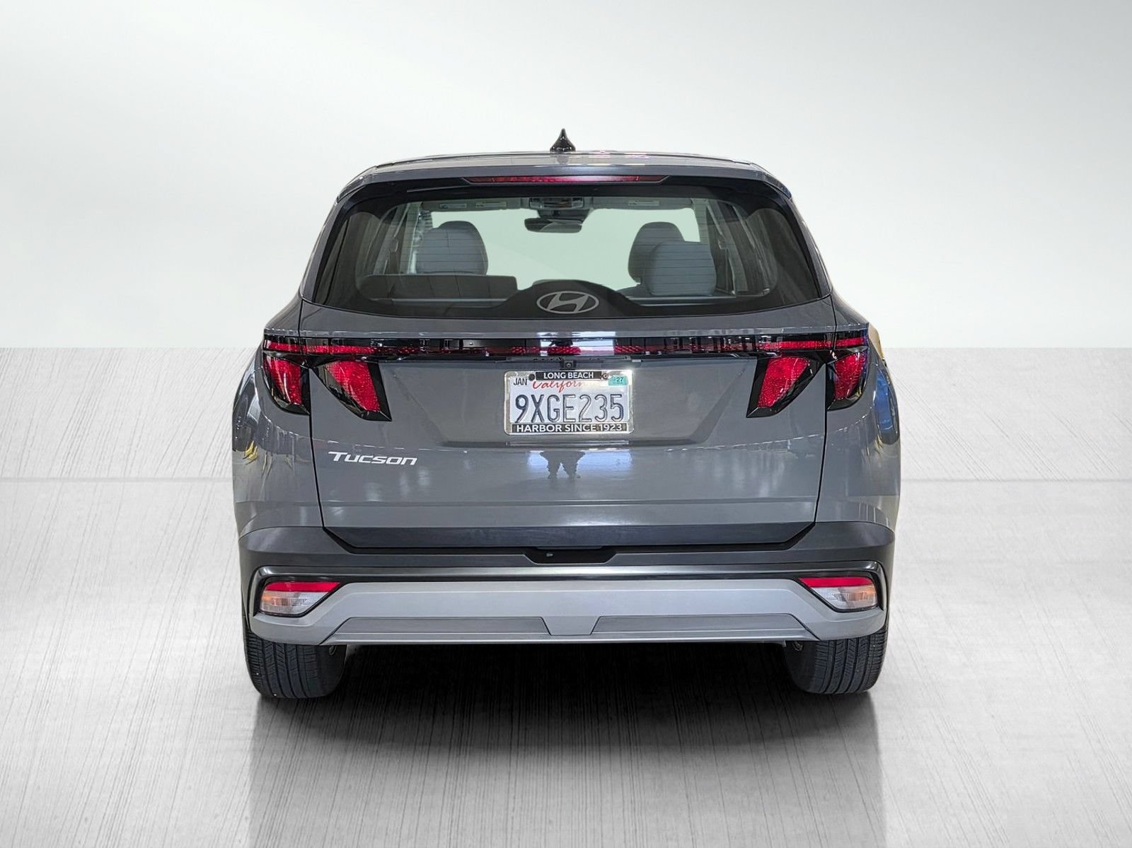 Certified 2025 Hyundai Tucson SE FWD image 6