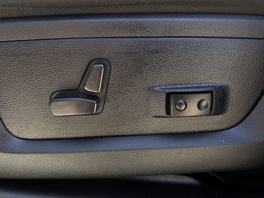 Used 2024 RAM 3500 Limited w/ Night Edition AWD/4WD image 28