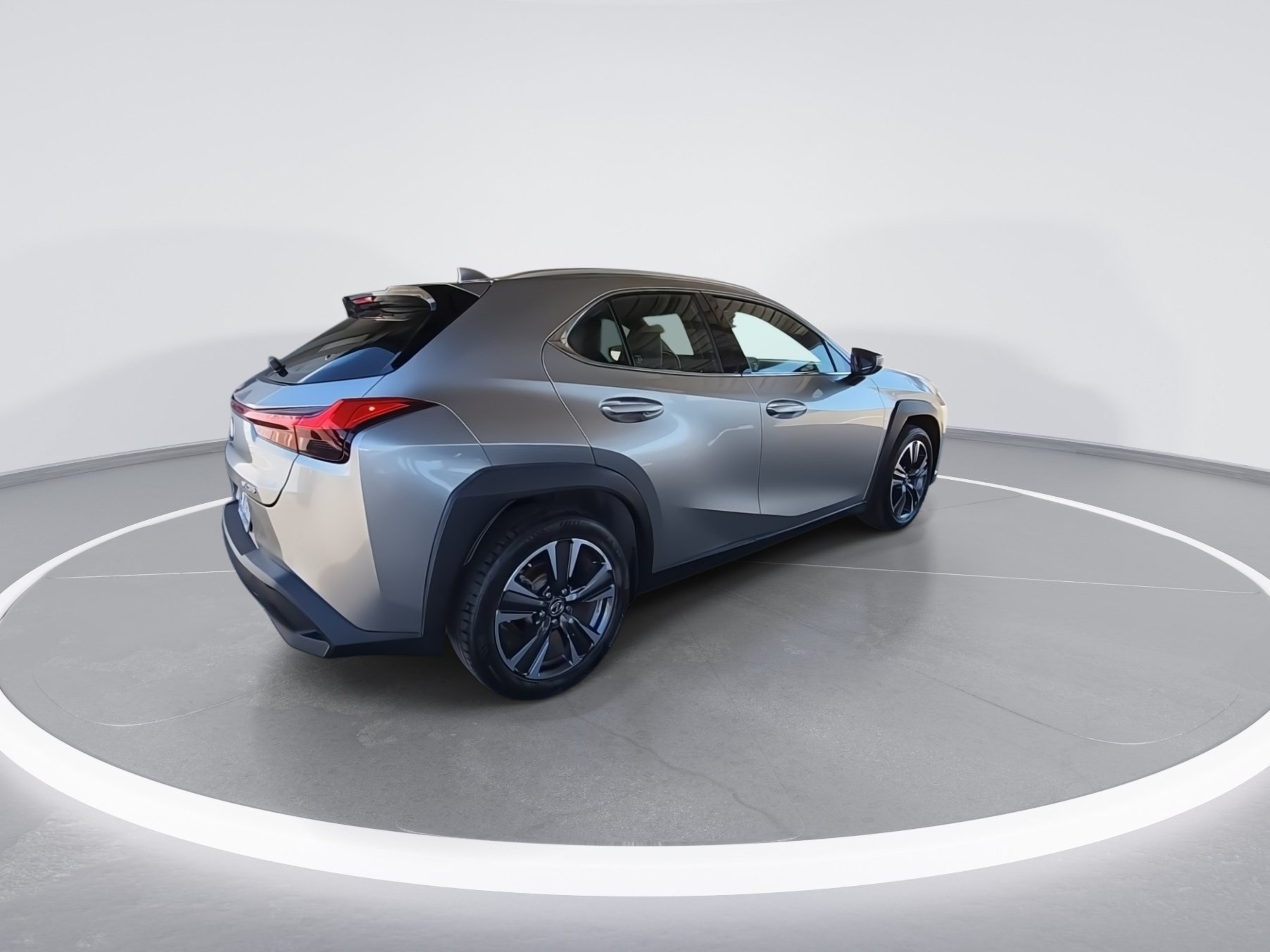 Used 2019 Lexus UX 200 w/ Accessory Package FWD image 4