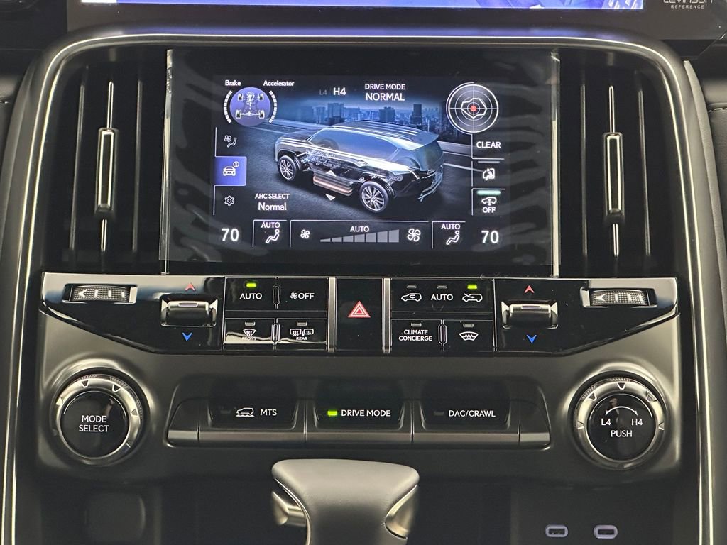 New 2026 Lexus LX 600 4WD w/ Interior Upgrade Package image 26