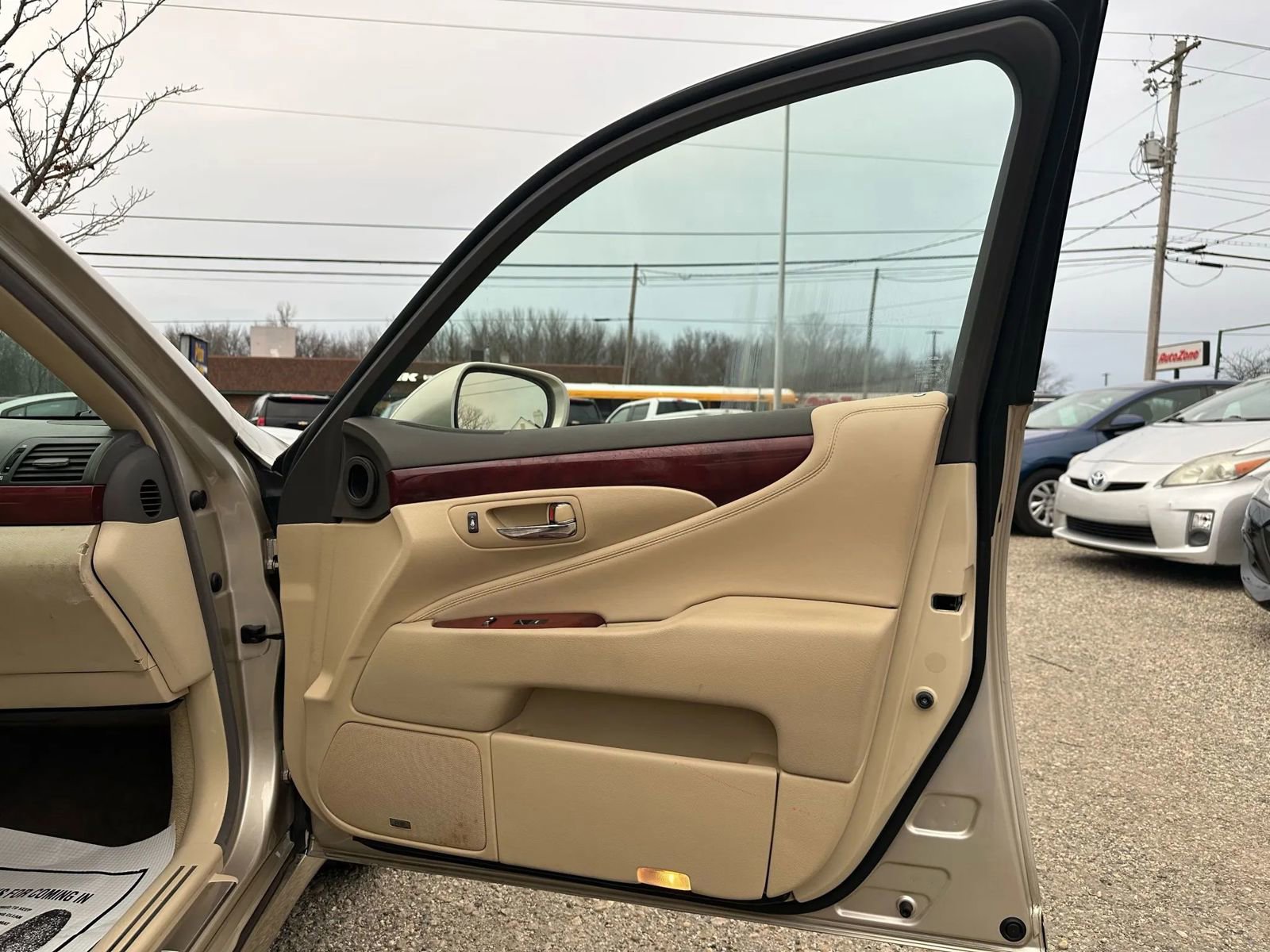 Used 2012 Lexus LS 460 AWD image 21