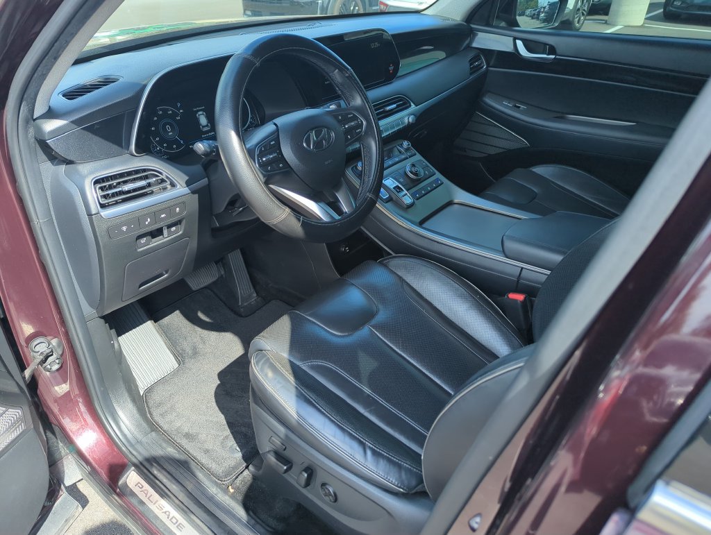 Used 2021 Hyundai Palisade Limited FWD image 11