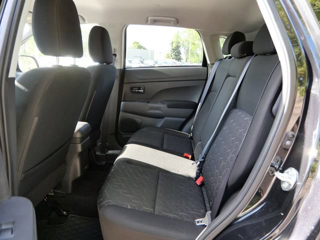 Used 2024 Mitsubishi Outlander Sport LE AWD/4WD image 11