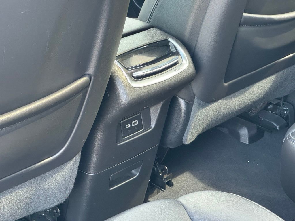 Used 2020 Cadillac XT6 Sport AWD/4WD image 20