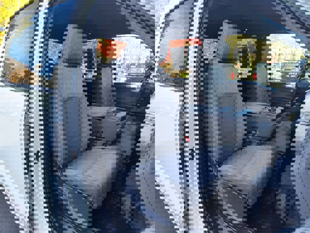 Used 2023 Ford F350 XLT image 23