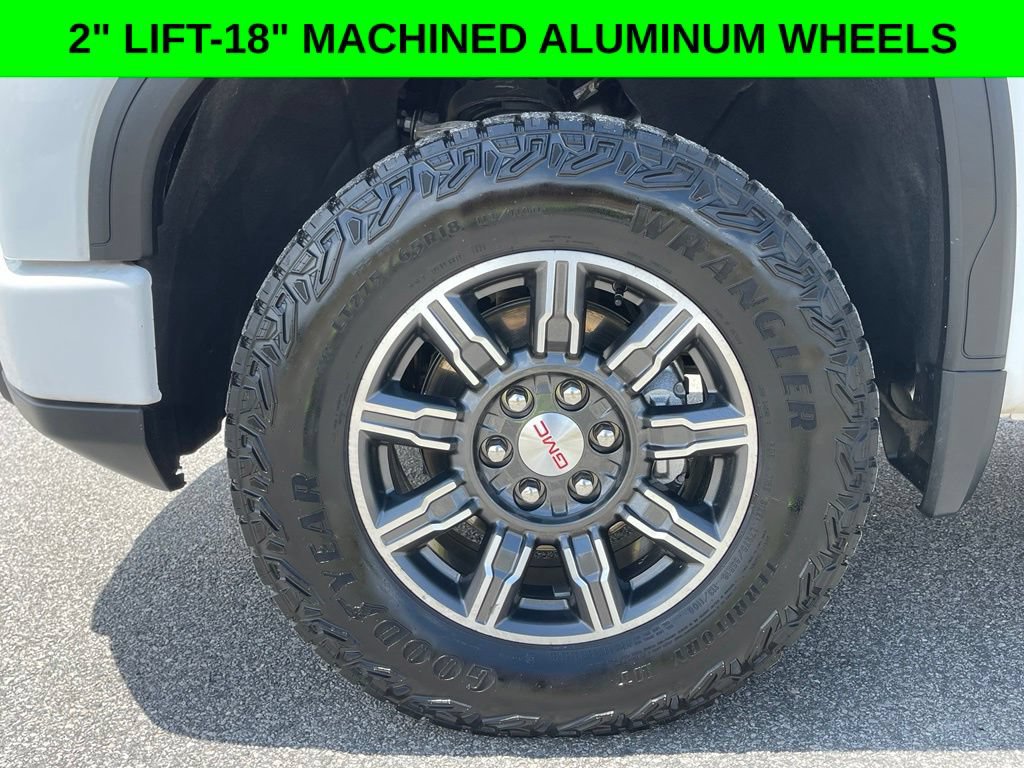 Used 2025 GMC Sierra 1500 AT4 AWD/4WD image 2