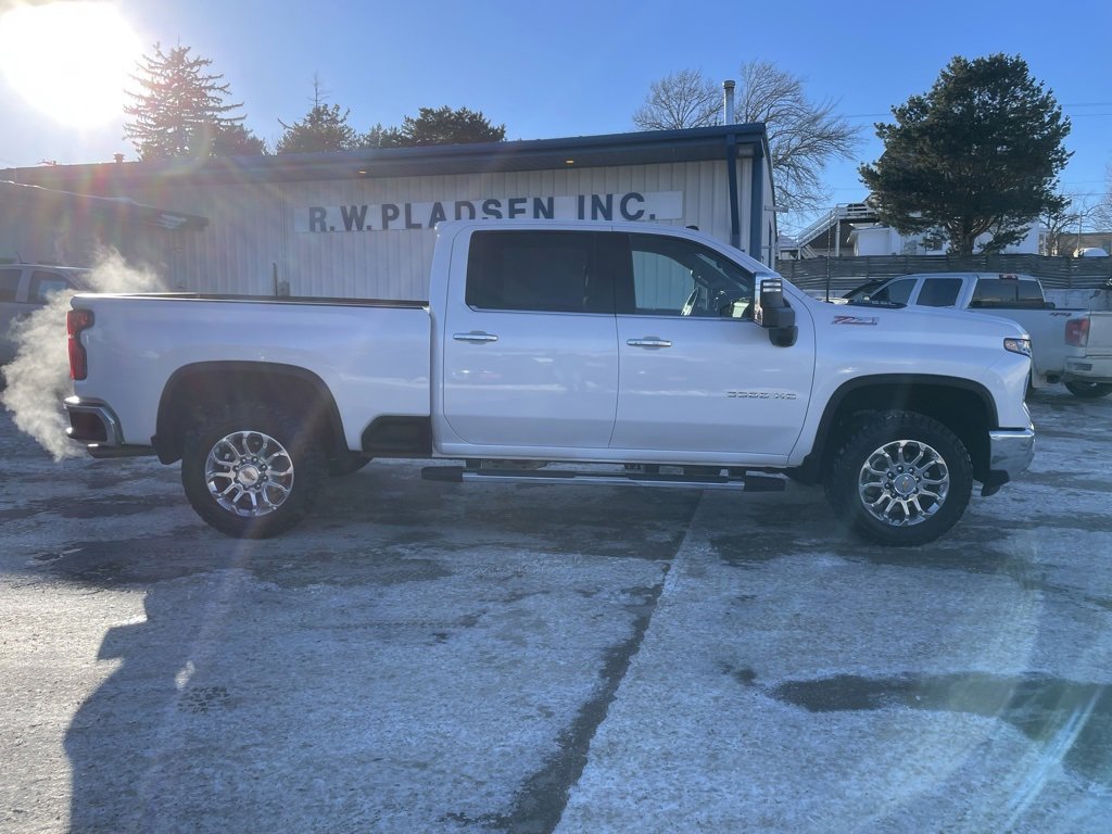 Used 2024 Chevrolet Silverado 3500 LTZ w/ LTZ Plus Package image 20