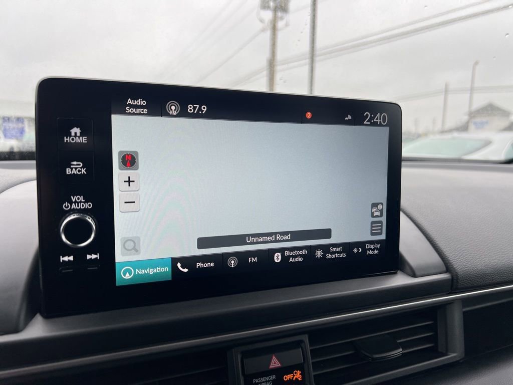 Certified 2025 Honda Pilot Black Edition image 13